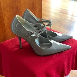 Great pat and leather shoes slightly worn